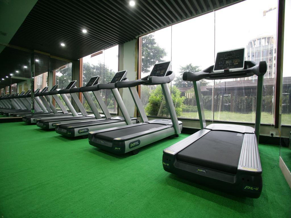 Dongguan Huilihua Hotel Екстер'єр фото